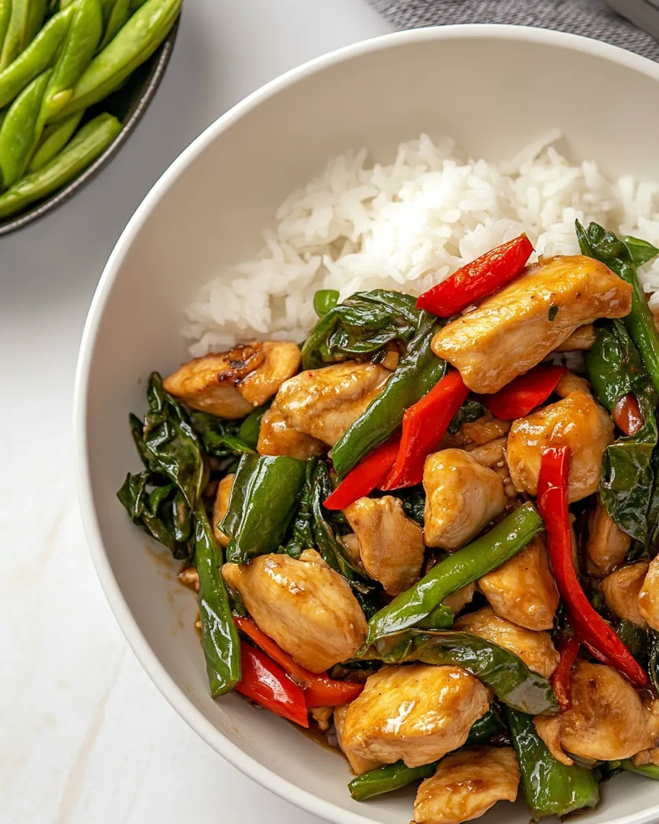 Delicious Thai Basil Chicken Recipe recipe photo